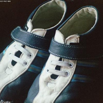 Kids Sneakers (White)